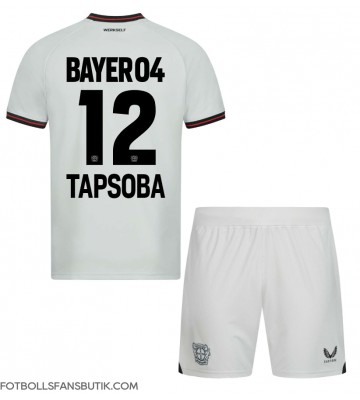 Bayer Leverkusen Edmond Tapsoba #12 Replika Bortatröja Barn 2023-24 Kortärmad (+ Korta byxor)